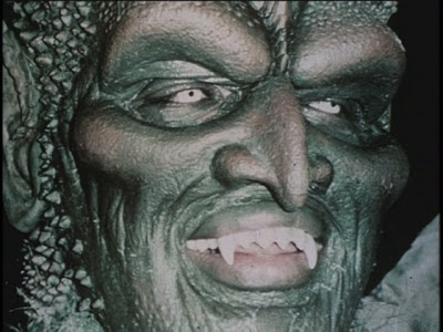 4DFB5AF2-73F6-4000-8300-907F26A4B536